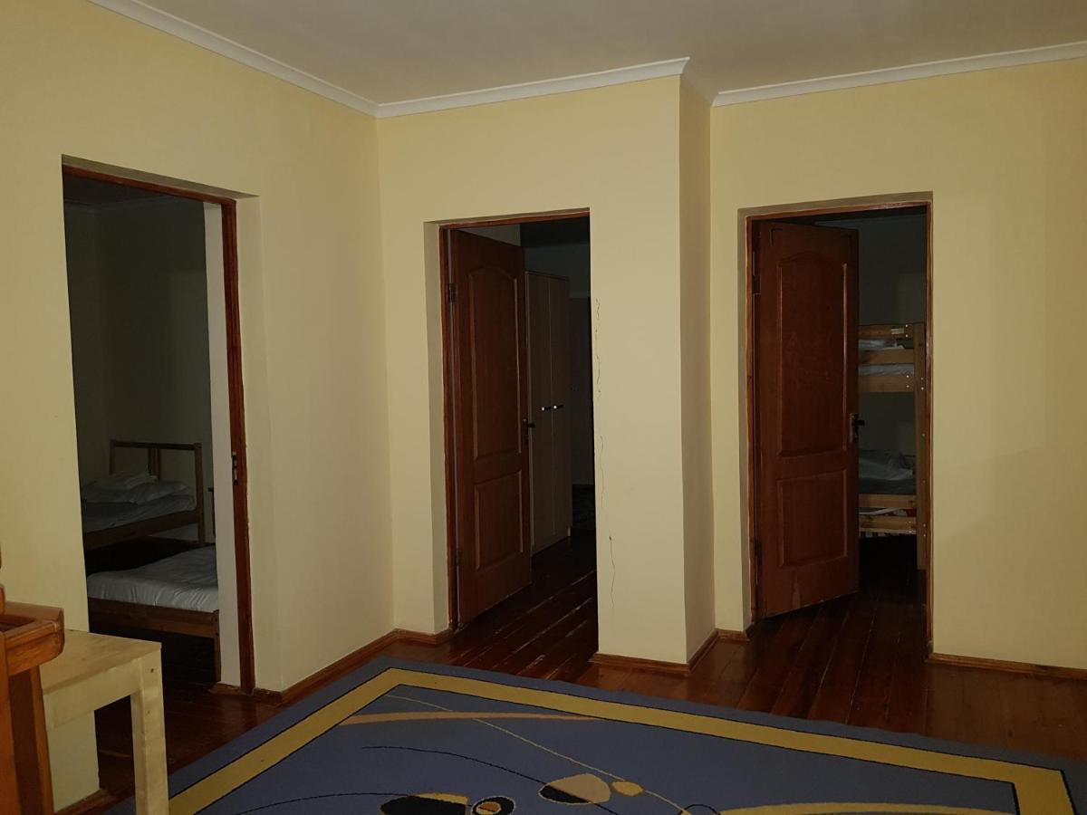 Hostel 888 Алмати Екстер'єр фото