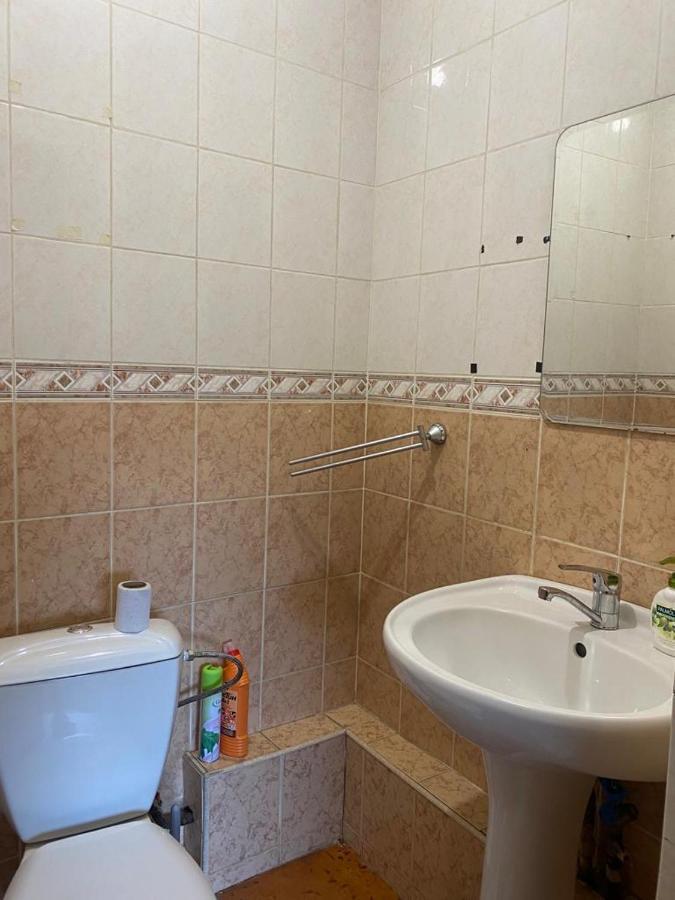 Hostel 888 Алмати Екстер'єр фото